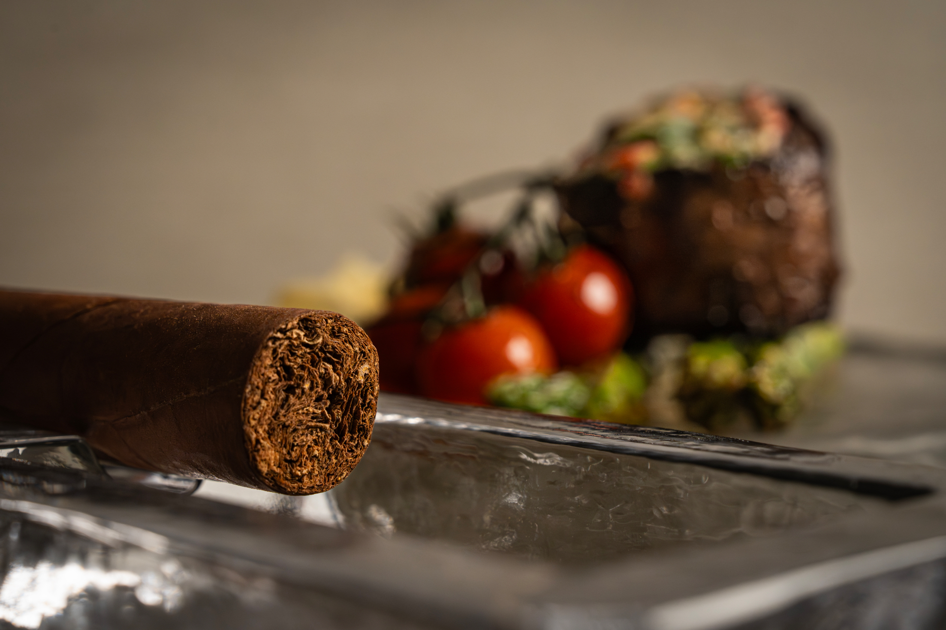 Signature wagyu with cigar — Lucian Dubai